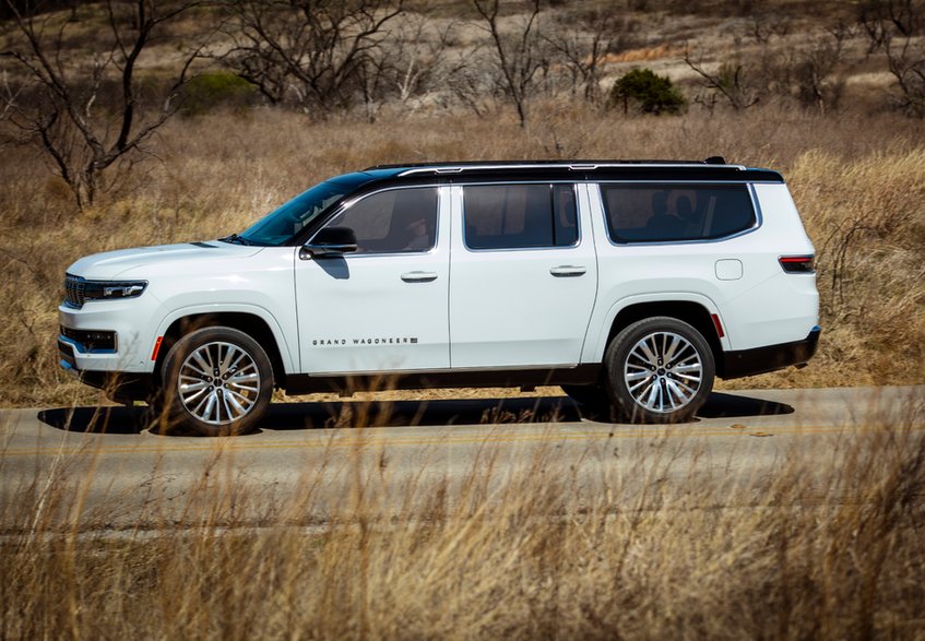 Jeep Grand Wagoneer L