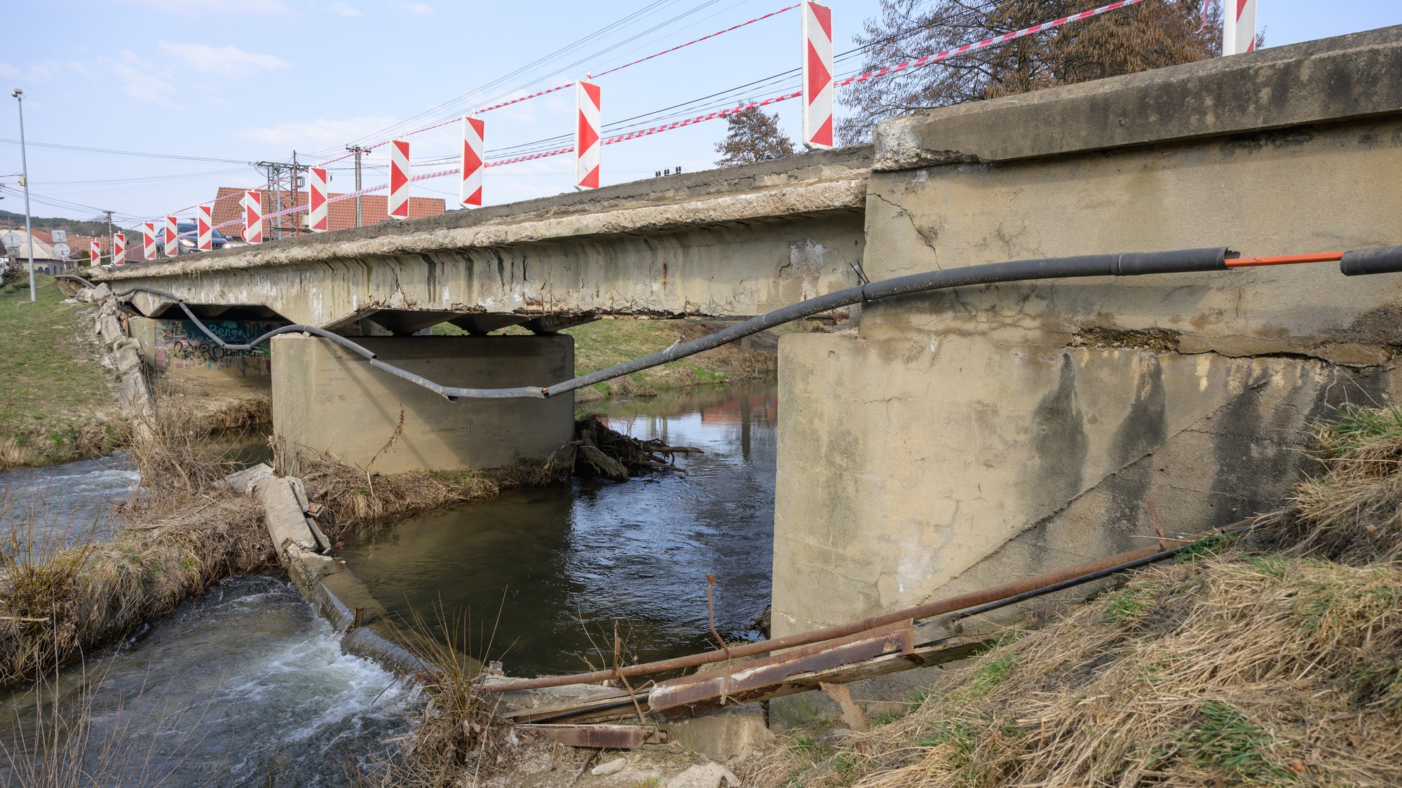 Takmer 40 % regionálnych mostov je v zlom technickom stave. (ilustračné foto)