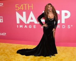 Serena Williams musi zapomnieć o grze. Iga Świątek gratulowała jej w środku nocy