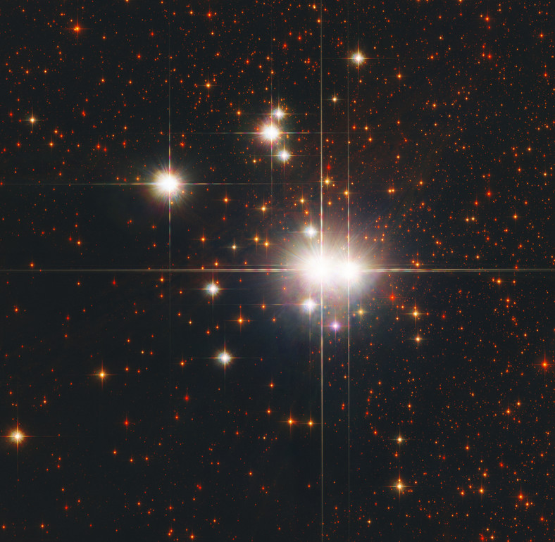 C82 - NGC 6193 