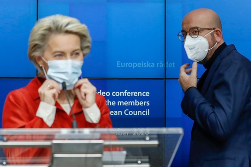 Ursula von der Layen i Charles Michel