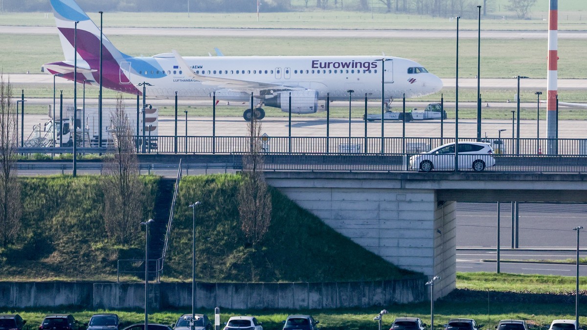 Ilustracija: Avion Eurowings-a