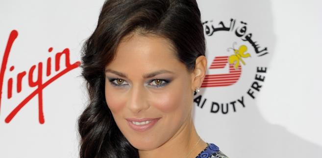 <b>6. Ana Ivanovic</b> - w 2012 roku zarobiła <b>7,2 mln dol.</b>
<br>
<br>
Pomimo, że Serbka poprzedni sezon zakończyła dopiero na 13. pozycji w rankingu WTA, znalazła się w czołówce najlepiej zarabiających sportsmenek globu. 
<br>
A to głównie dzięki urodzie i popularności, które przyciągają sponsorów. Ivanovic między innymi lukratywną dożywotnią umowę z Adidasem, której wartość szacuje się na kilkadziesiąt milionów dolarów.