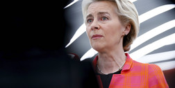 Aktywista zaatakował Ursulę von der Leyen. Próbował dokonać "obywatelskiego zatrzymania"