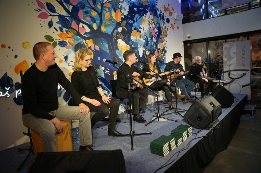 Pesničko-muzičko veče "Živa reč - Pero i Miloš Zubac" u Fondaciji Mozzart