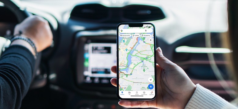 Co się stało z głosem w mapach Google’a? Człowieka zastąpiła sztuczna inteligencja