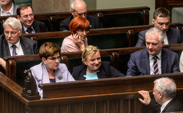 Gowin zapędzony w kozi róg. Co mówił jako kandydat na szefa MON o wysyłaniu polskich wojsk na Bliski Wschód?