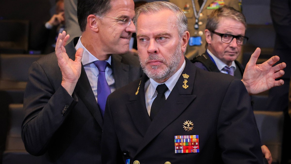 NATO wyraża zaniepokojenie wobec rosnącej agresywności Chin, wskazując na brak przejrzystości w rozbudowie armii [Źródło: PAP]