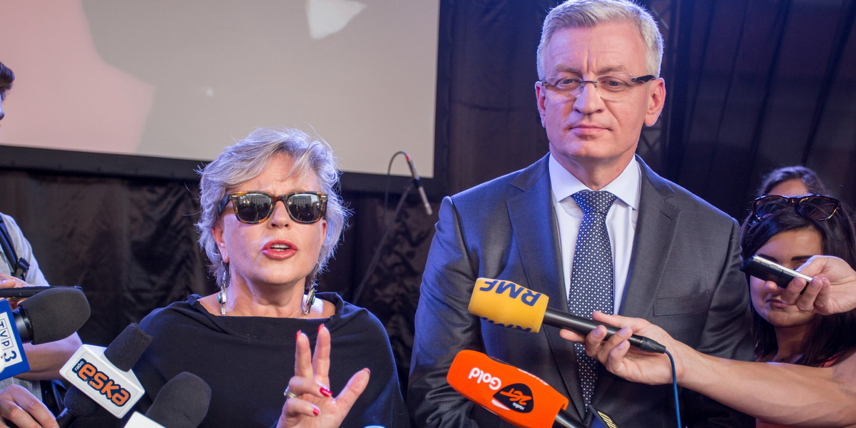 Prezydent Poznania Jacek Jaśkowiak stanął w obronie artystów zaszczepionych poza kolejnością.