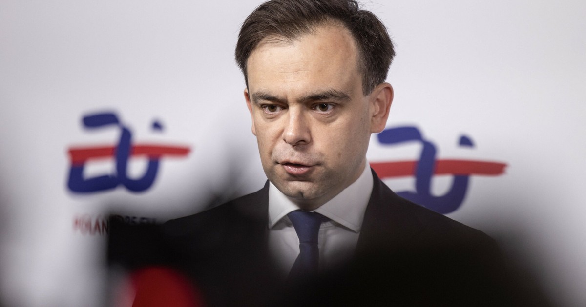 Domański o wydatkach na obronność. "Czas wziąć odpowiedzialność"