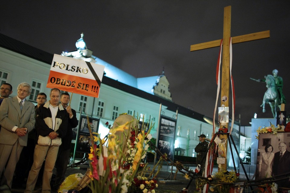 WARSZAWA PAŁAC PREZYDENCKI KRZYŻ CZUWANIE