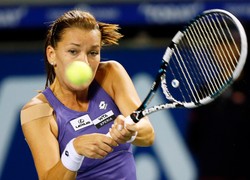 Radwańska zagra w finale turnieju w Tokio. Rywalką będzie Pietrowa
