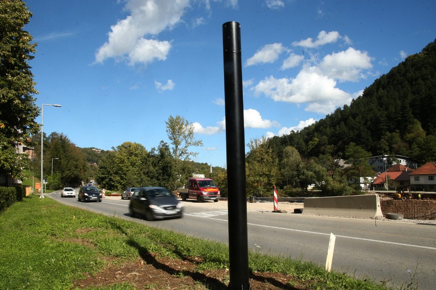 Radari koji se koriste kod nas imaju odstupanje u tačnosti od plus-minus 2 km/h