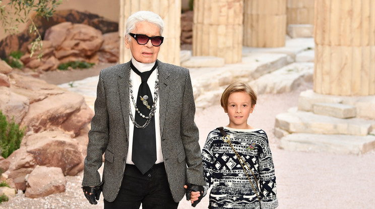 Lagerfeld és kedvenc keresztfia, Hudson / Fotó: Getty Images