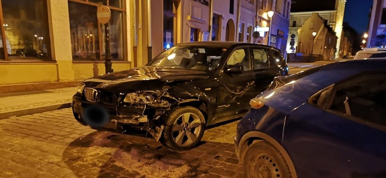 Pijana w BMW zdemolowała rynek w Grudziądzu. Policja ujawniła wideo