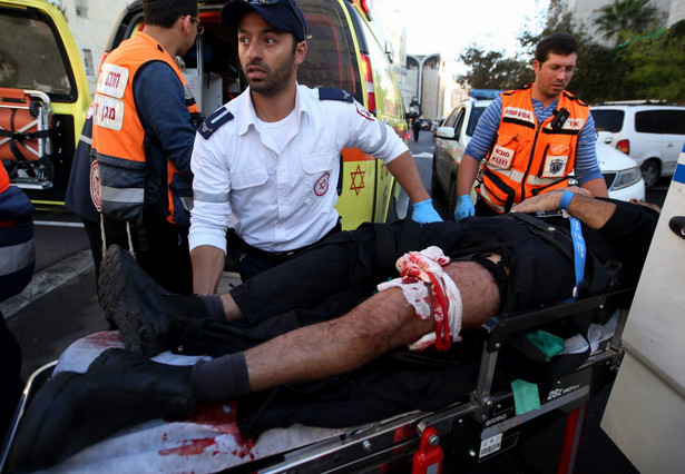 Cztery ofiary ataku na synagogę w Jerozolimie. Hamas chwali terrorystów