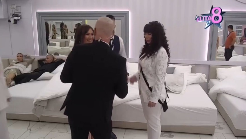 Miljana Kulić Ana Nikolić