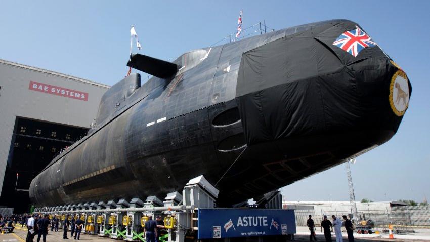 Britská jadrová ponorka HMS Astute 
