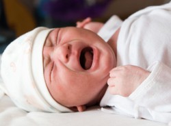 Niemowlę ożyło w kostnicy tuż przed kremacją. "To prawdziwy cud"