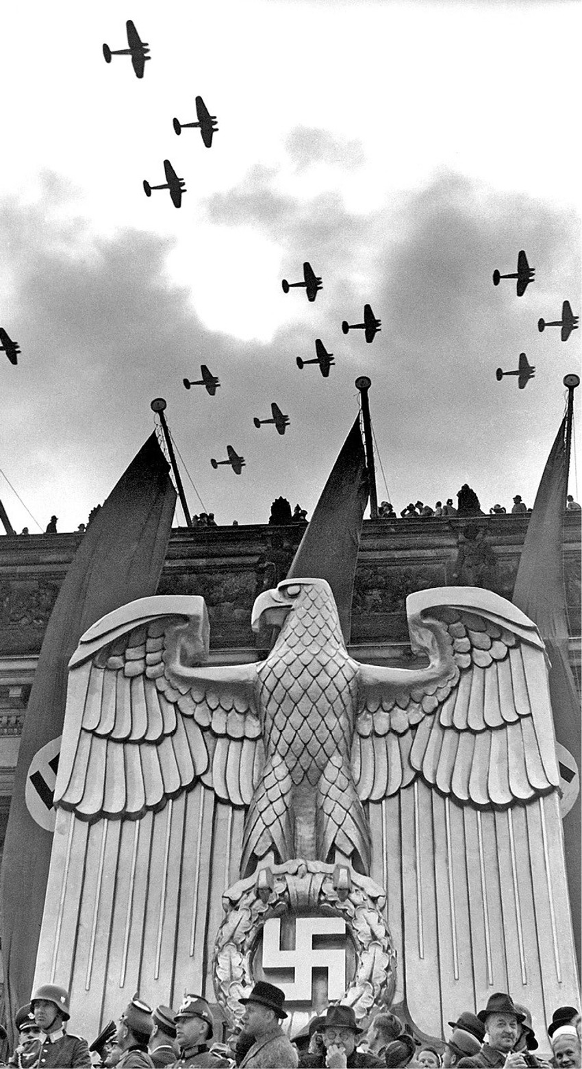 Najava velike tragedije: U septembru je Nemačka usvojila novu zastavu sa svastikom i doneti su zakoni kojima se Jevrejima oduzima državljanstvo i zabranjuje sklapanje brakova sa Nemcima