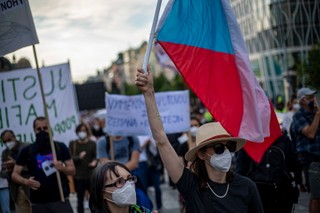 Czechy: Demonstracja w Pradze w obronie niezależności wymiaru sprawiedliwości