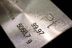 Wielka Brytania podnosi cła na kolejne produkty z Rosji, w tym platynę i pallad