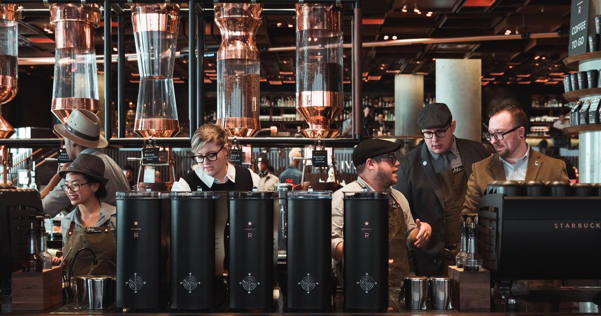 New Holiday Gift Sets, Apparel and Experiences to Launch at U.S. Starbucks  Reserve Roasteries