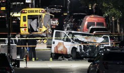 Terrorysta taranował furgonetką ludzi na Manhattanie, są ofiary. Sprawca krzyczał 'Allahu akbar!'