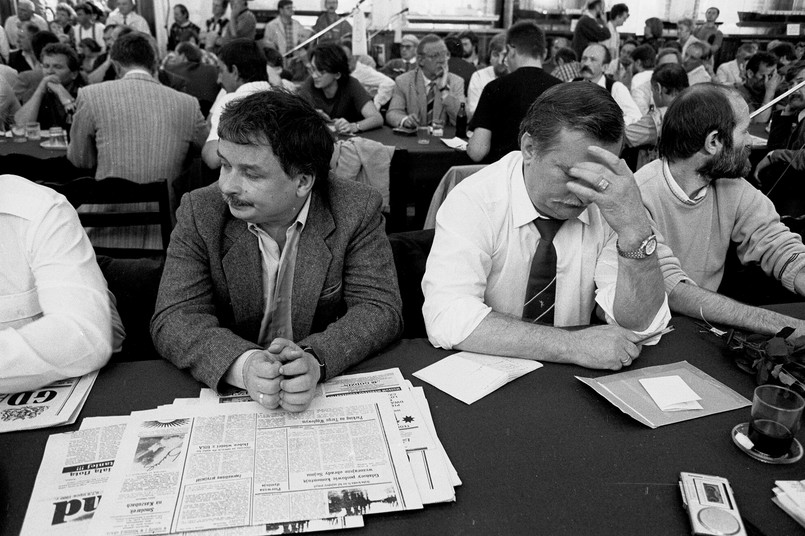 08.07.1990. Stocznia Gdańska. Lech Kaczyński i Lech Wałęsa