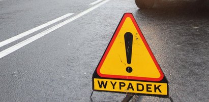 Groźny wypadek na A2. Przewróciła się ciężarówka