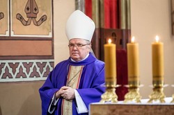 Stolica Apostolska ukarała abp. Gołębiewskiego. W tle zaniedbania dotyczące pedofilii