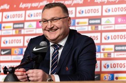 Czesław Michniewicz: Szymański potwierdził, że chce grać w kadrze