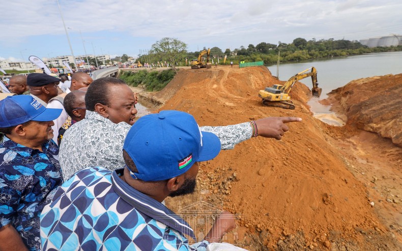 President Uhuru Kenyatta witnesses restoration of Mombasa City's status as a true island