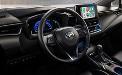 Oto Toyota Corolla na 2022 rok. W ładniejszej karoserii lepsze wyposażenie