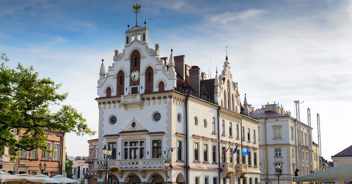  Podkarpacie wykluczone komunikacyjnie? Zarząd województwa wyraża obawy wobec decyzji o CPK