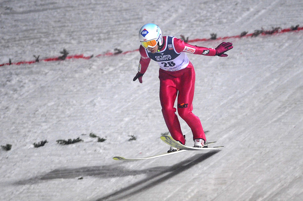 Puchar Świata w skokach narciarskich: Stoch 15., rekordowe zwycięstwo Prevca
