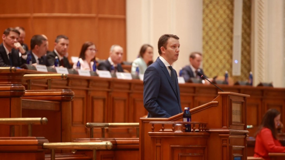 Ce scrie presa internațională după ce Guvernul Siegfried Mureșan a picat în Parlament