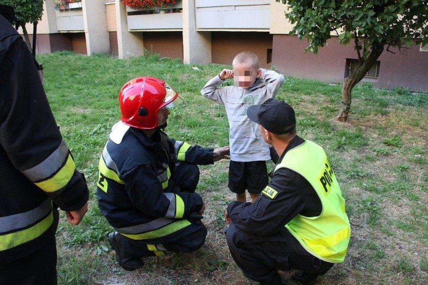 6-latek na balkonie. Akcja straży