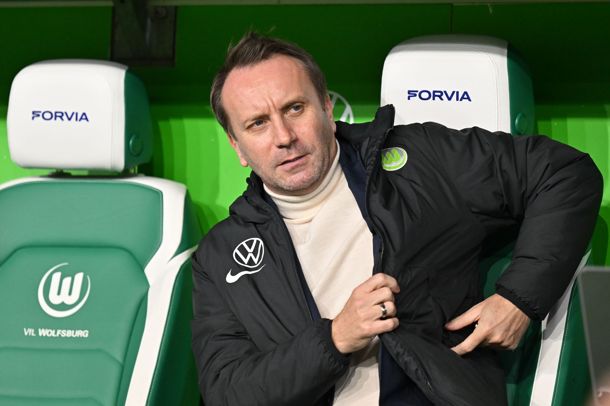 Wolfsburg: Nach Trainer fliegt auch Sportdirektor Schindzielorz