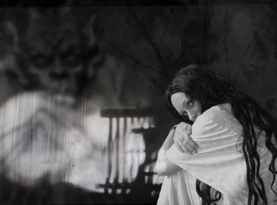 Większość osób pracujących na nocne zmiany cierpi na zaburzenia snu [BADANIE]