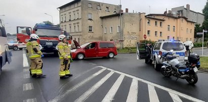 Groźny karambol w Kamiennej Górze. W autobusie zawiodły hamulce