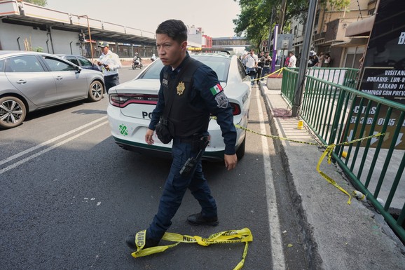 OSMORO LJUDI UBIJENO U BARU Užas u Meksiku: Komšije prijavile pucnjeve, policija unutra zatekla tela