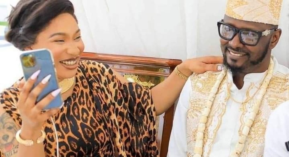 Tonto Dikeh shares loved up photos with her man Prince Kpokpogri | Pulse  Nigeria