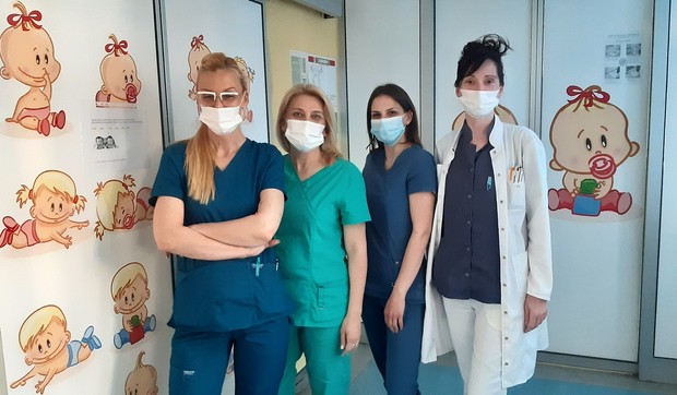 Bez babica ne bi bilo porodilišta i života i zato se i kaže da su one neodvojiv proces porođaja: glavna sestra Sandra Stajić, Anja Abadžić, Milica Korać...