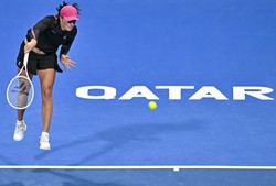 Iga Świątek coraz bliżej obrony tytułu w Dausze. Jest już w ćwierćfinale [WIDEO]