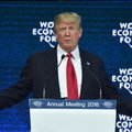 Donald Trump w Davos został w pewnym momencie wygwizdany przez media