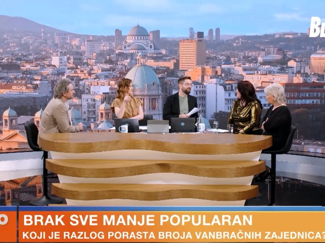 Ljubav posle 40-te: Kad se setite da ste zaboravili kako se flertuje