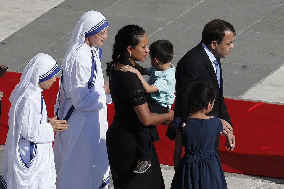 VATICAN CANONIZATION THERESA (Vatican - Canonization ceremony of Mother Teresa)