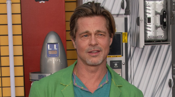 Brad Pitt szoknyában jelent meg a vörös szőnyegen /Fotó: Northfoto