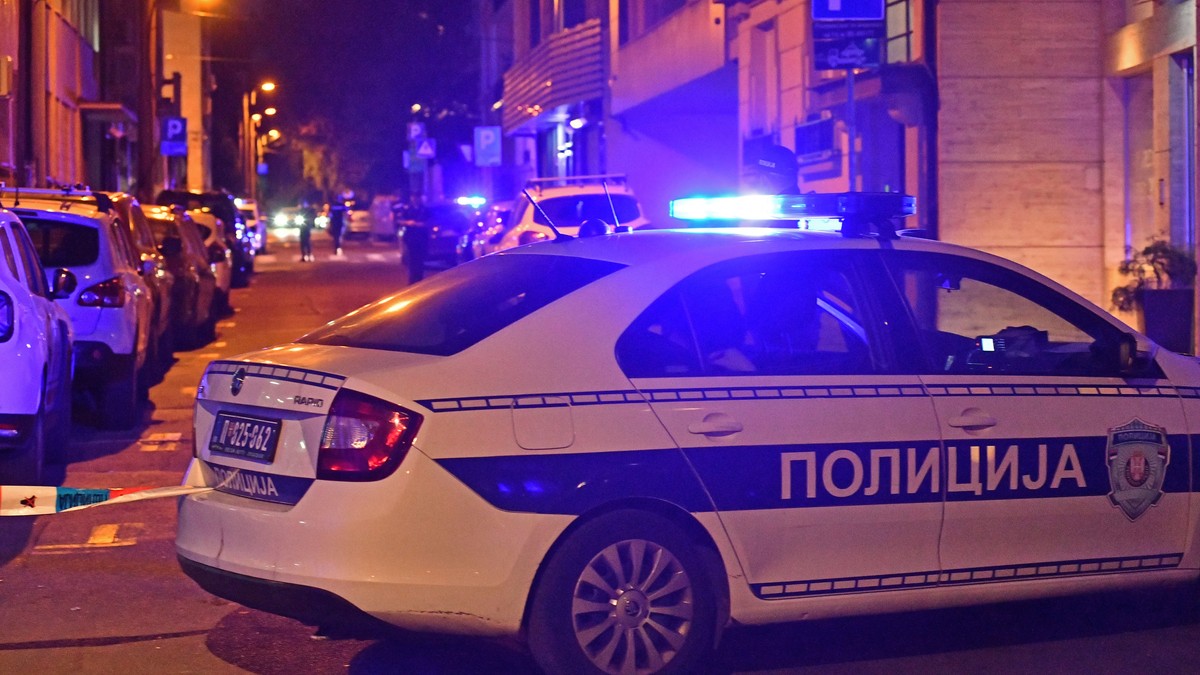 HOROR U BEOGRADU Žena (43) skočila sa 13. sprata Hotela Srbija: Evo šta je policija zatekla u njenoj sobi